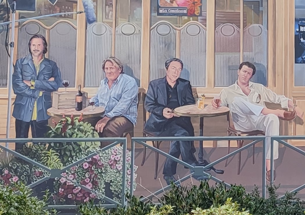 ''Café des Acteurs'' Fresque façade 1